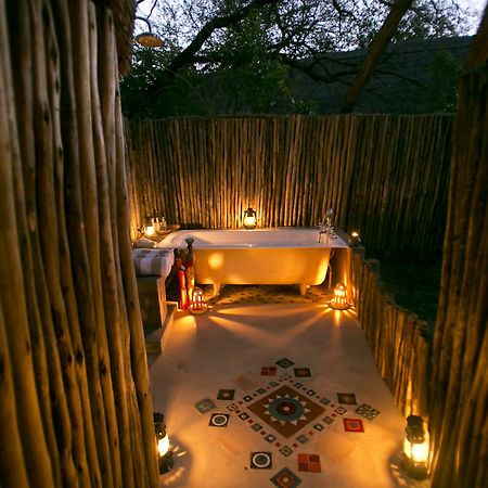 The Hide Safari Camp Hotel Dete Екстериор снимка